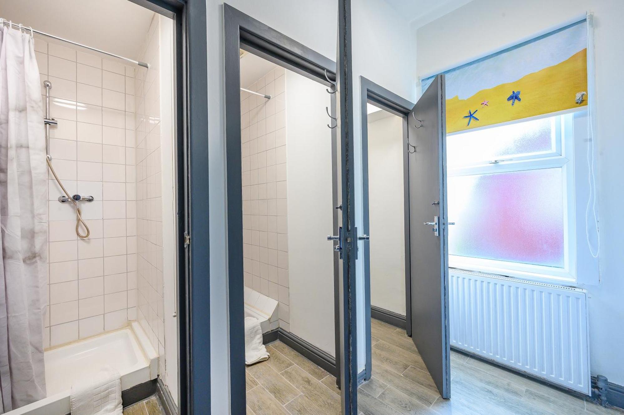 -Rf7H- For Your Relaxed & Cosy Free Parking Leeds  Kültér fotó